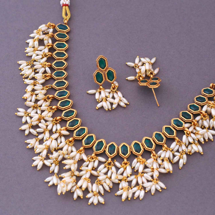 Emerald Nilakantha Antique Jewellery Set - New Arrival