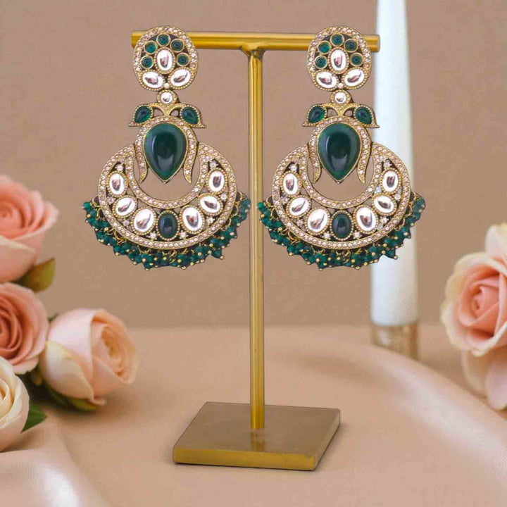 Emerald Nilofer Chaandbalis