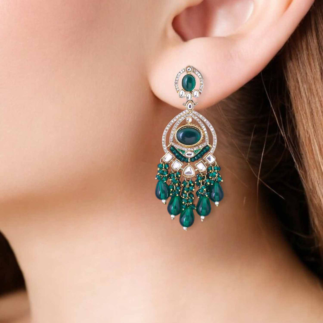 Emerald Nina Chandbalis