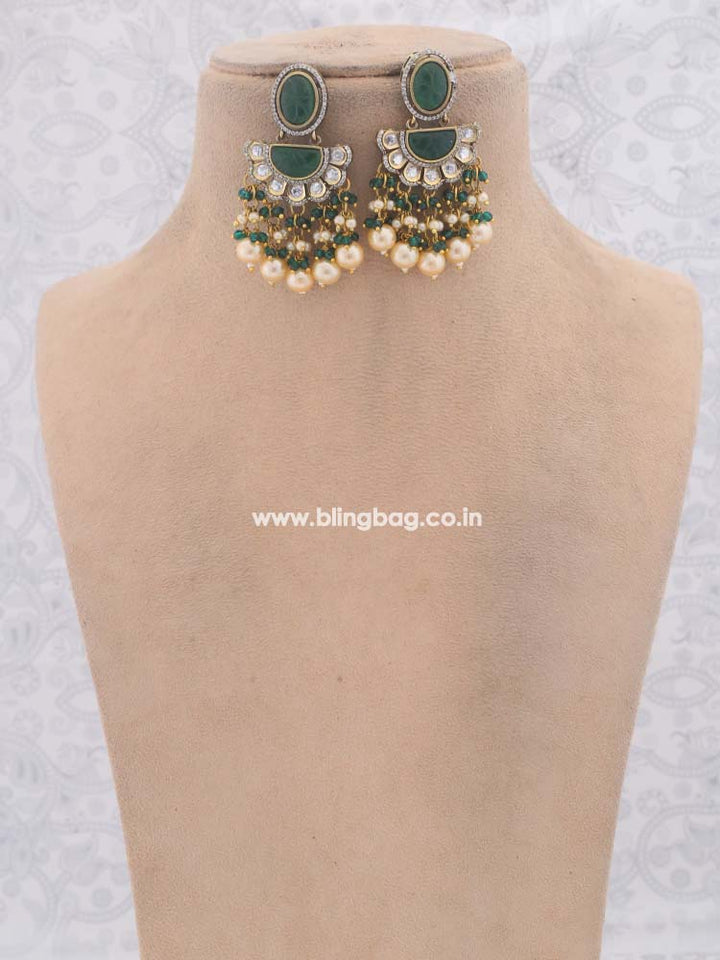 Emerald Nyancy Kundan Jewellery Set