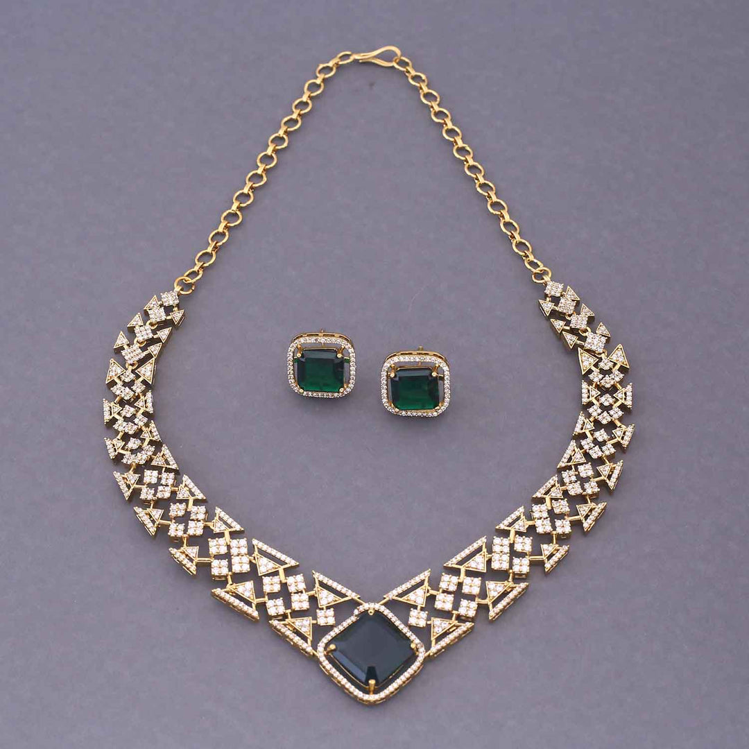 Emerald Oblivion Victorian Jewellery Set - New Arrival