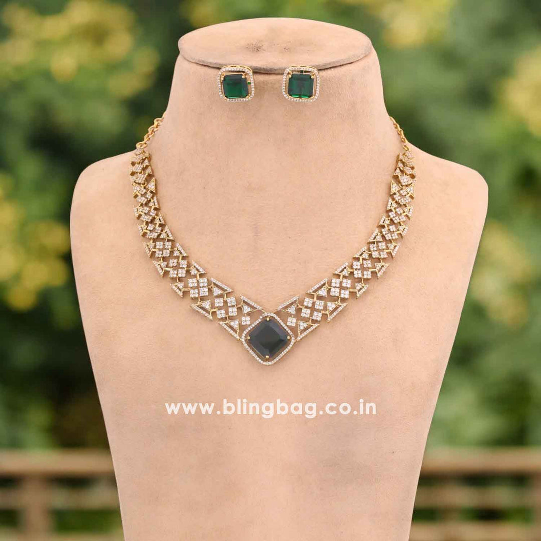 Emerald Oblivion Victorian Jewellery Set - New Arrival