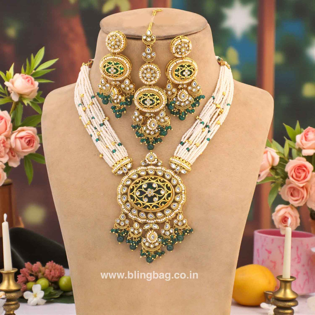 Emerald Ojalika Kundan Jewellery Set