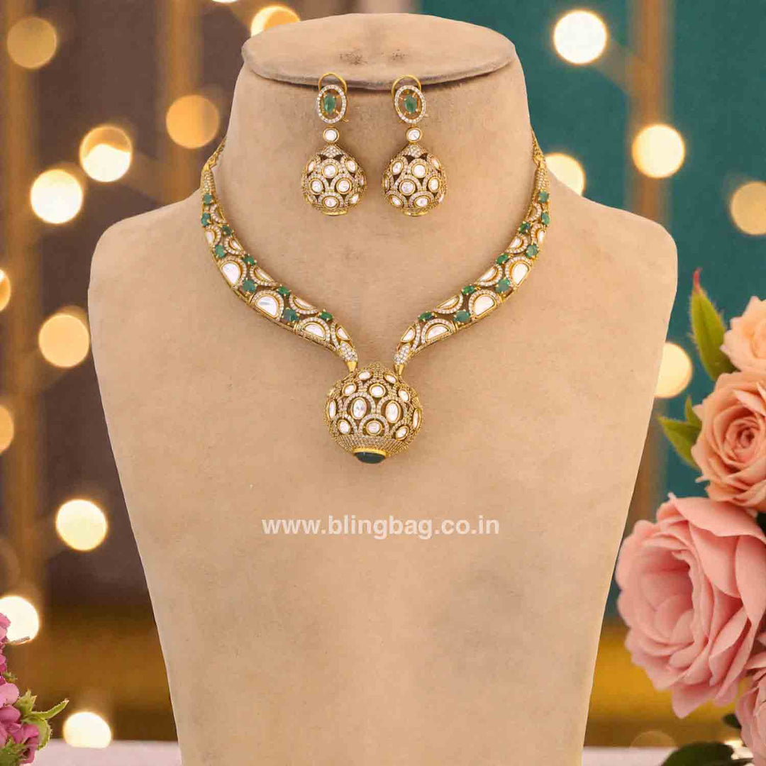 Emerald Oliviae Hasli Victorian Jewellery Set