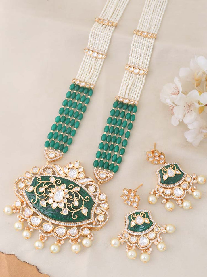 Emerald Onari Kundan Jewellery Set