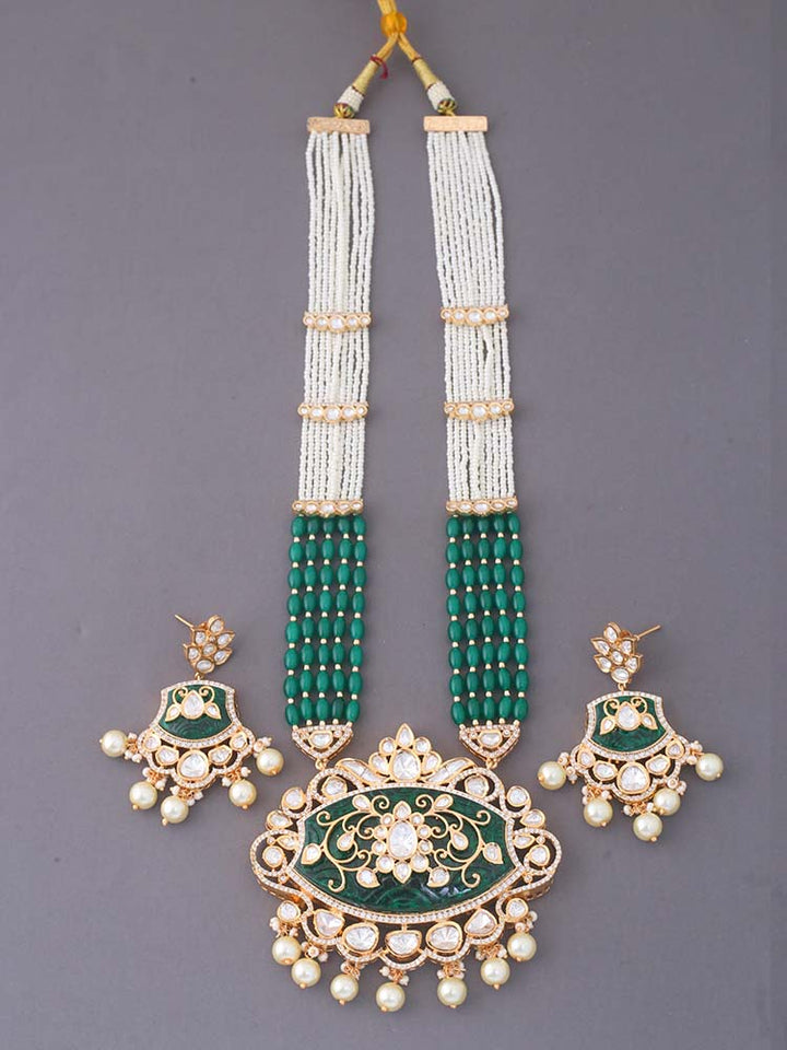 Emerald Onari Kundan Jewellery Set