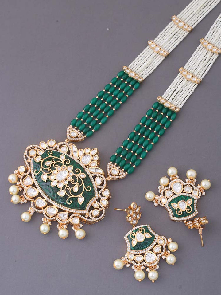 Emerald Onari Kundan Jewellery Set
