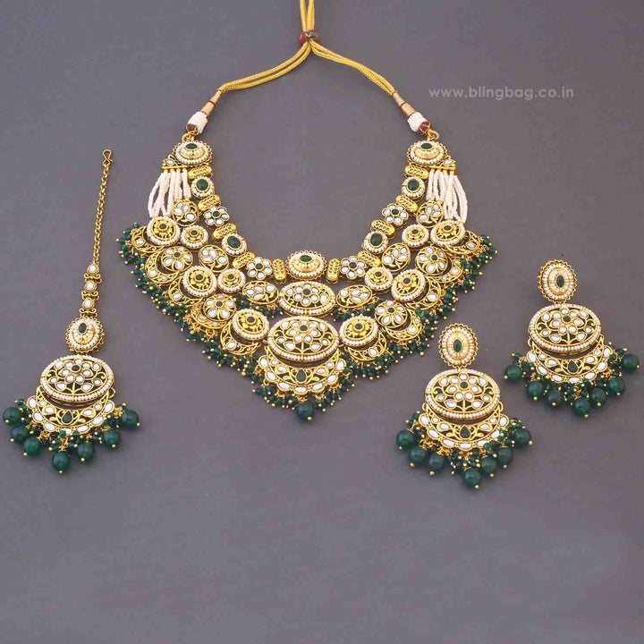 Emerald Oormi Kundan Jewellery Set