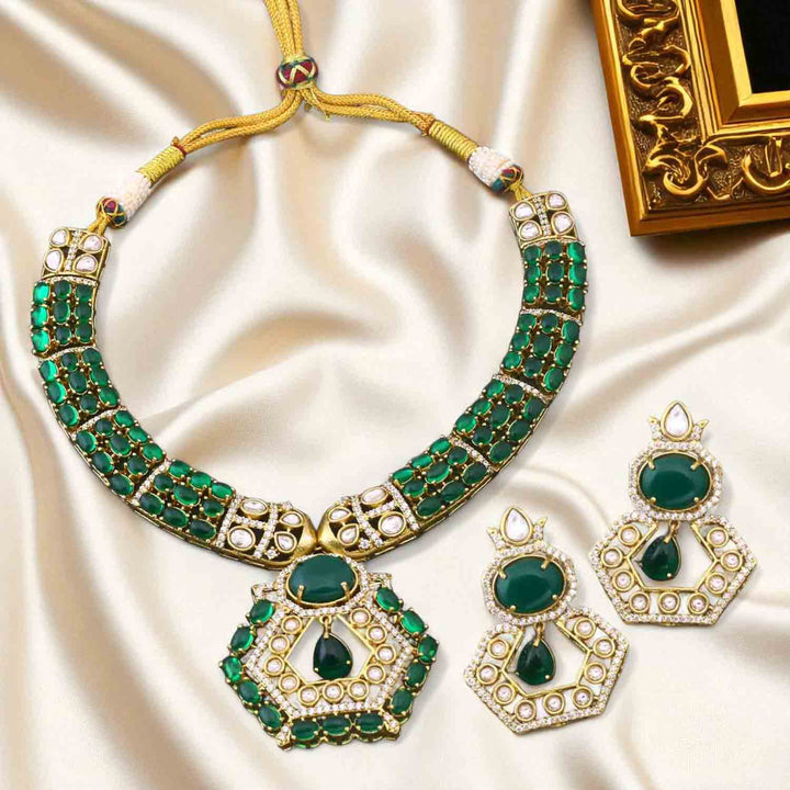 Emerald Ophelia Victorian Jewellery Set - New Arrival
