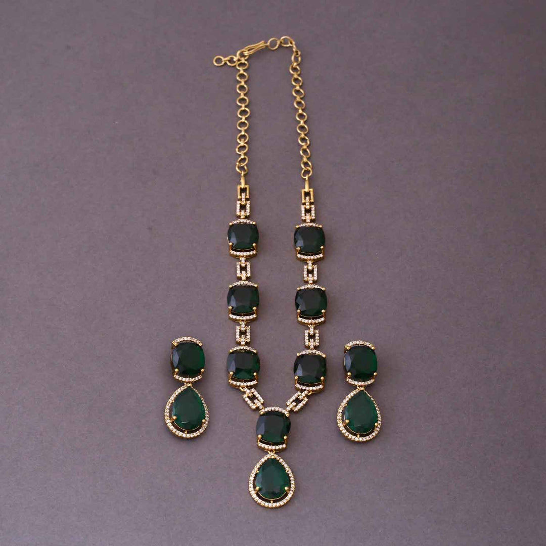 Emerald Oriana Victorian Jewellery Set- New Arrival