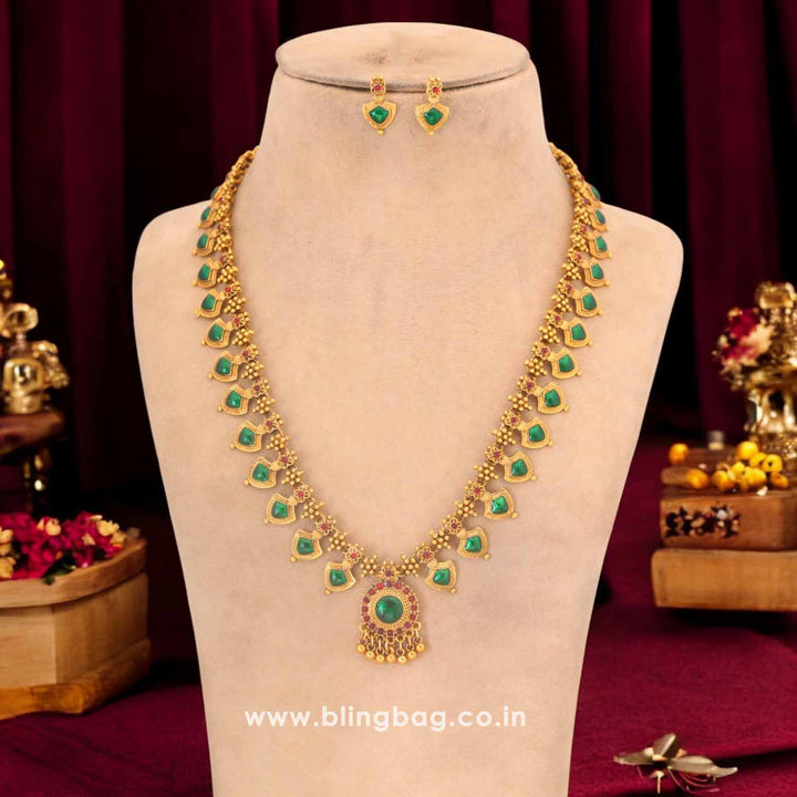 Emerald Orosya Antique Jewellery Set - New Arrival