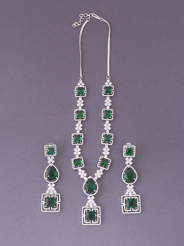Emerald Pamola Zirconia Jewellery Set