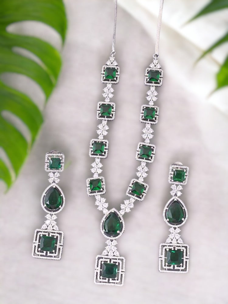 Emerald Pamola Zirconia Jewellery Set