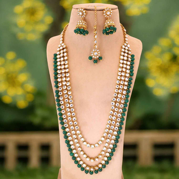 Emerald Pankhi Kundan Jewellery Set