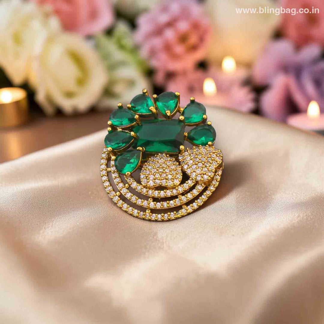 Emerald Parie Brooch