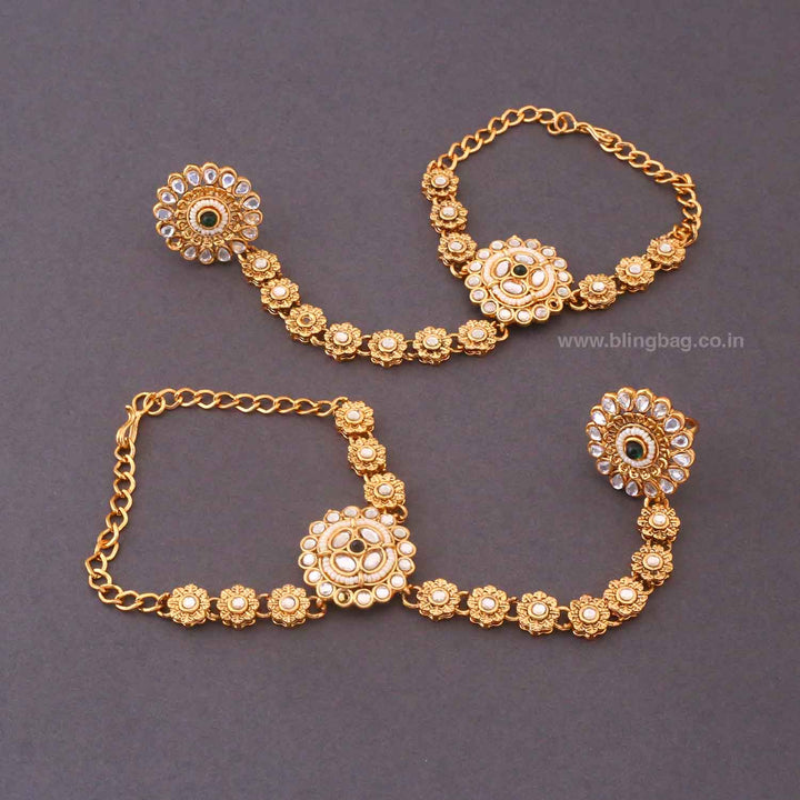 Emerald Pavitra Kundan Bridal Jewellery Set