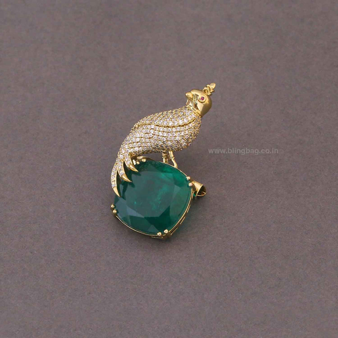 Emerald Peacock Crest Brooch