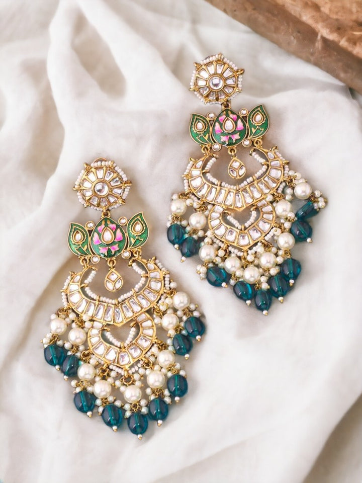 Emerald Peshani Danglers Earrings