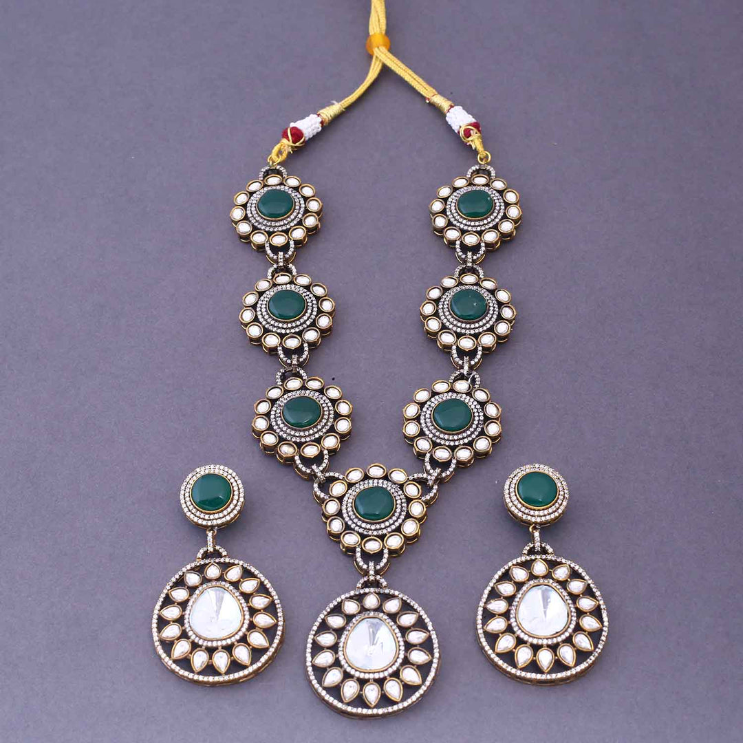 Emerald Petra Victorian Jewellery Set - New Arrival