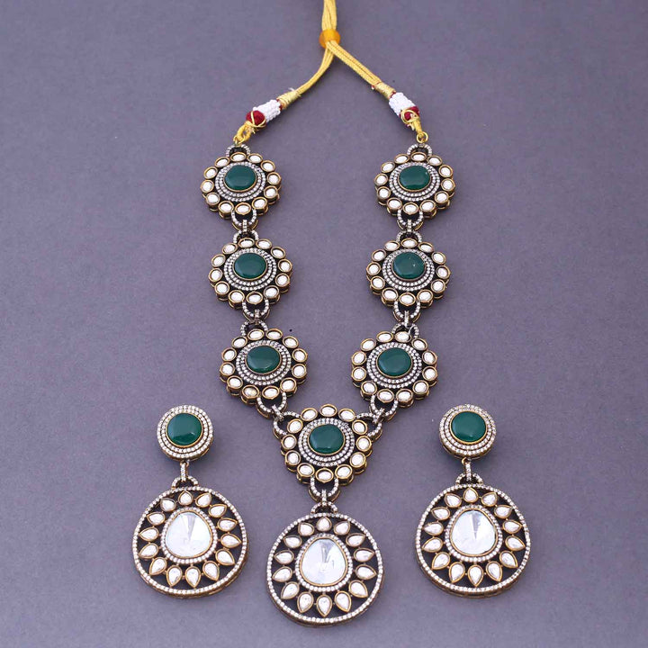 Emerald Petra Victorian Jewellery Set - New Arrival