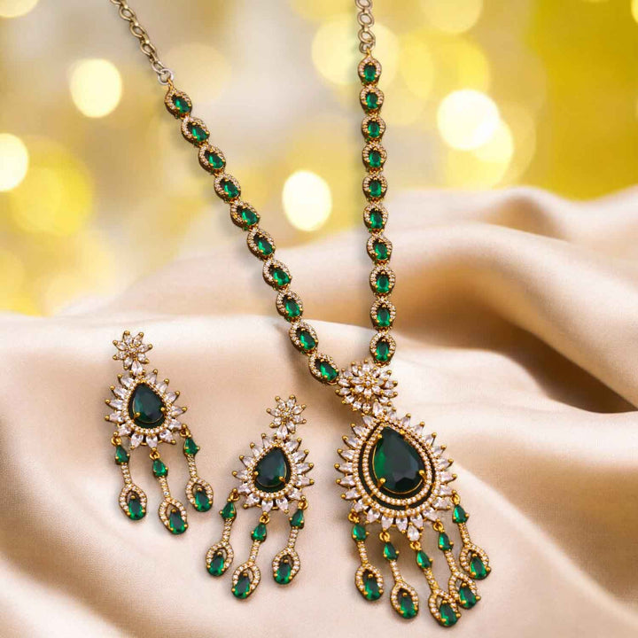 Emerald Piette Victorian Jewellery Set - New Arrival