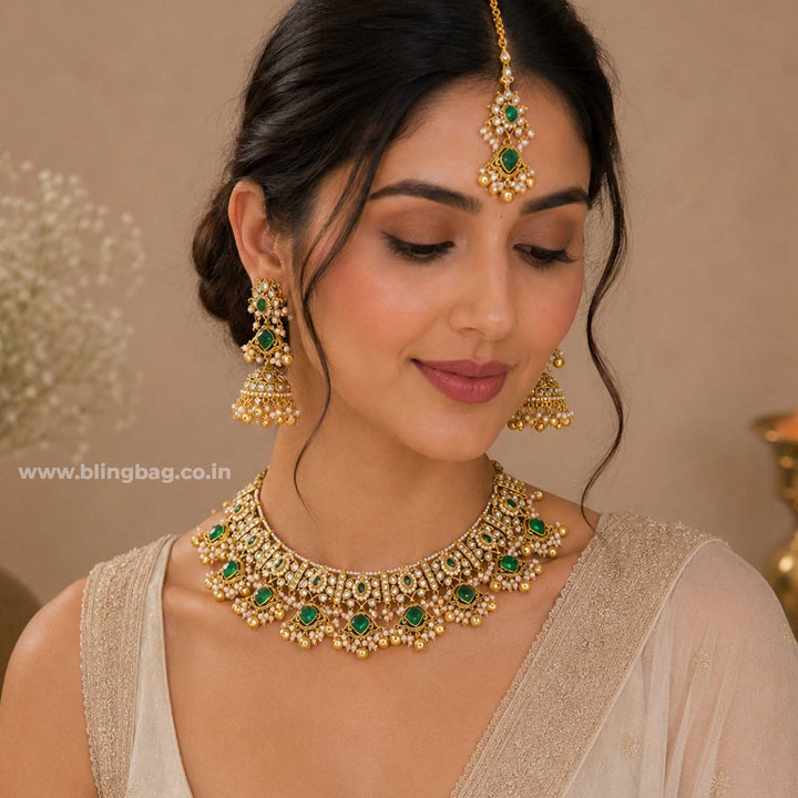 Emerald Pihuani Kundan Jewellery Set