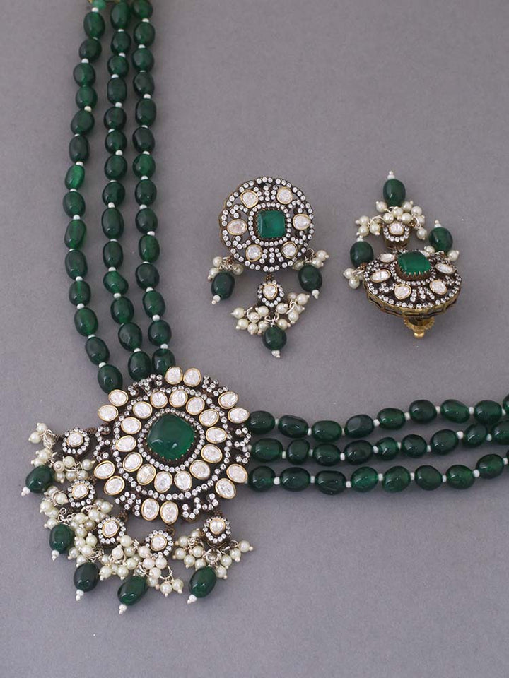 Emerald Poppy Jewellery Set