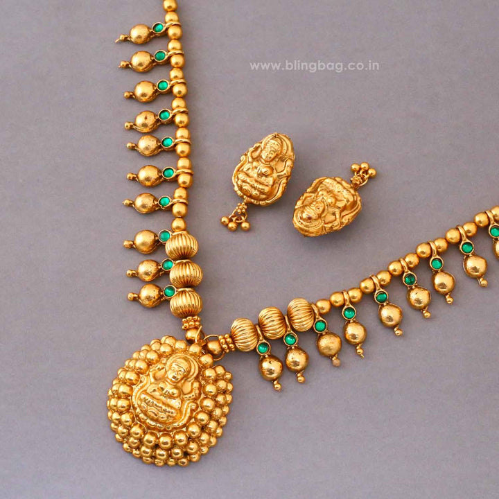 Emerald Prajakta Antique Jewellery Set- New Arrival