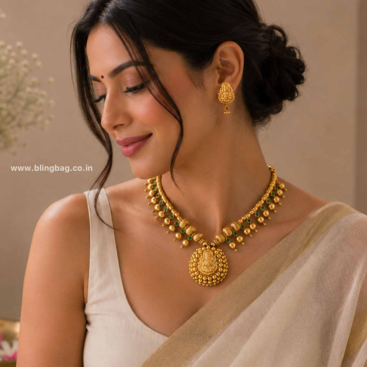 Emerald Prajakta Antique Jewellery Set- New Arrival