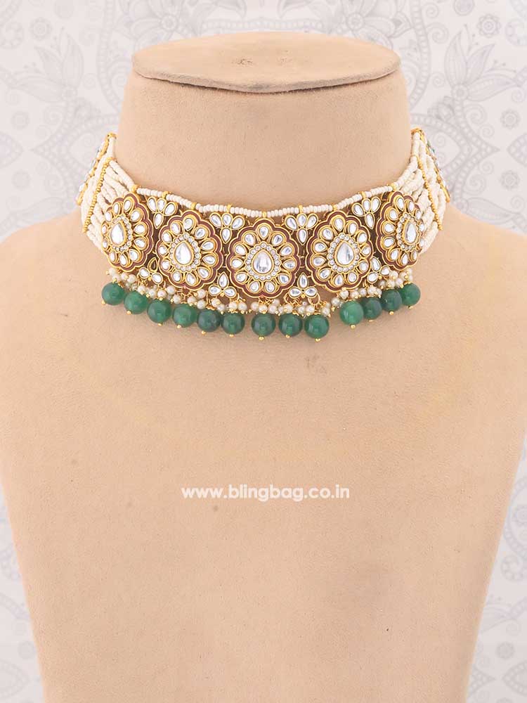 Emerald Pranami Kundan Jewellery Set