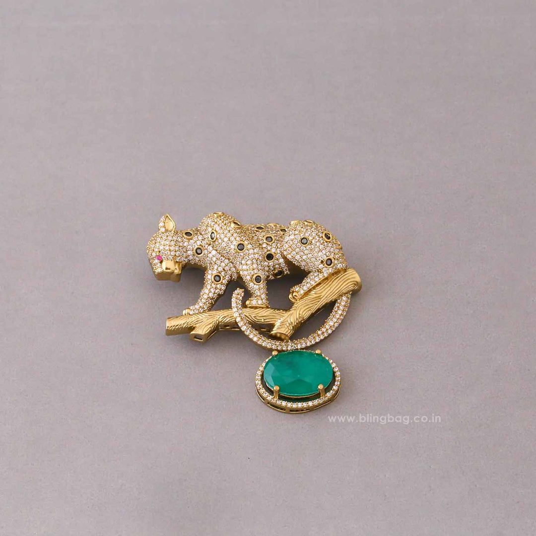 Emerald Prowl Leopard Brooch