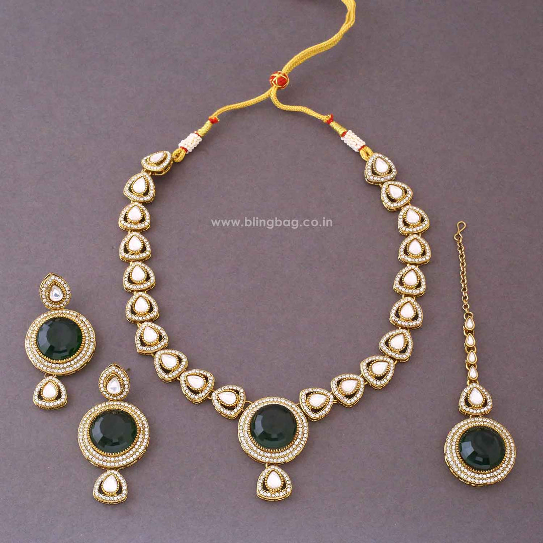 Emerald Raahi Kundan Jewellery Set