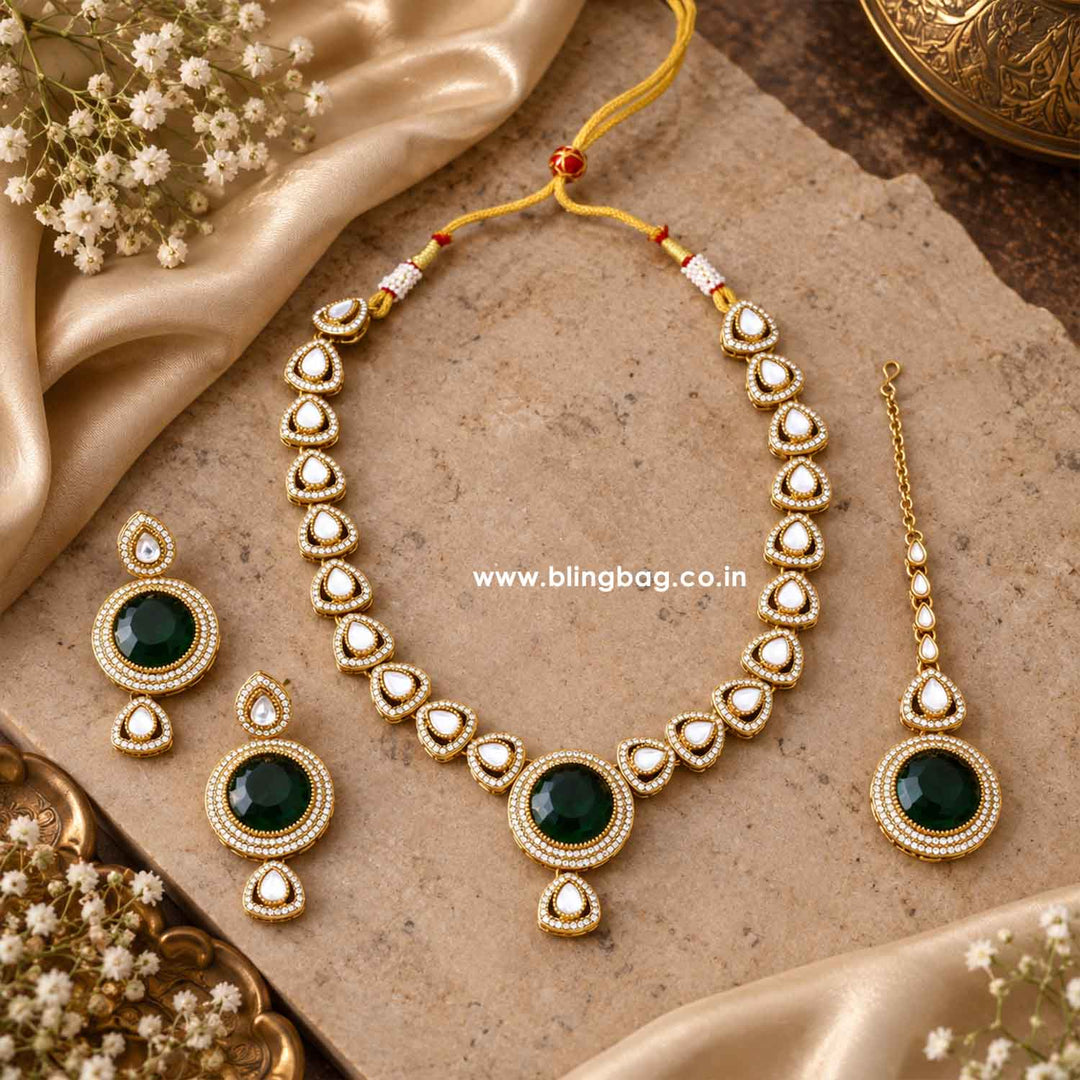 Emerald Raahi Kundan Jewellery Set