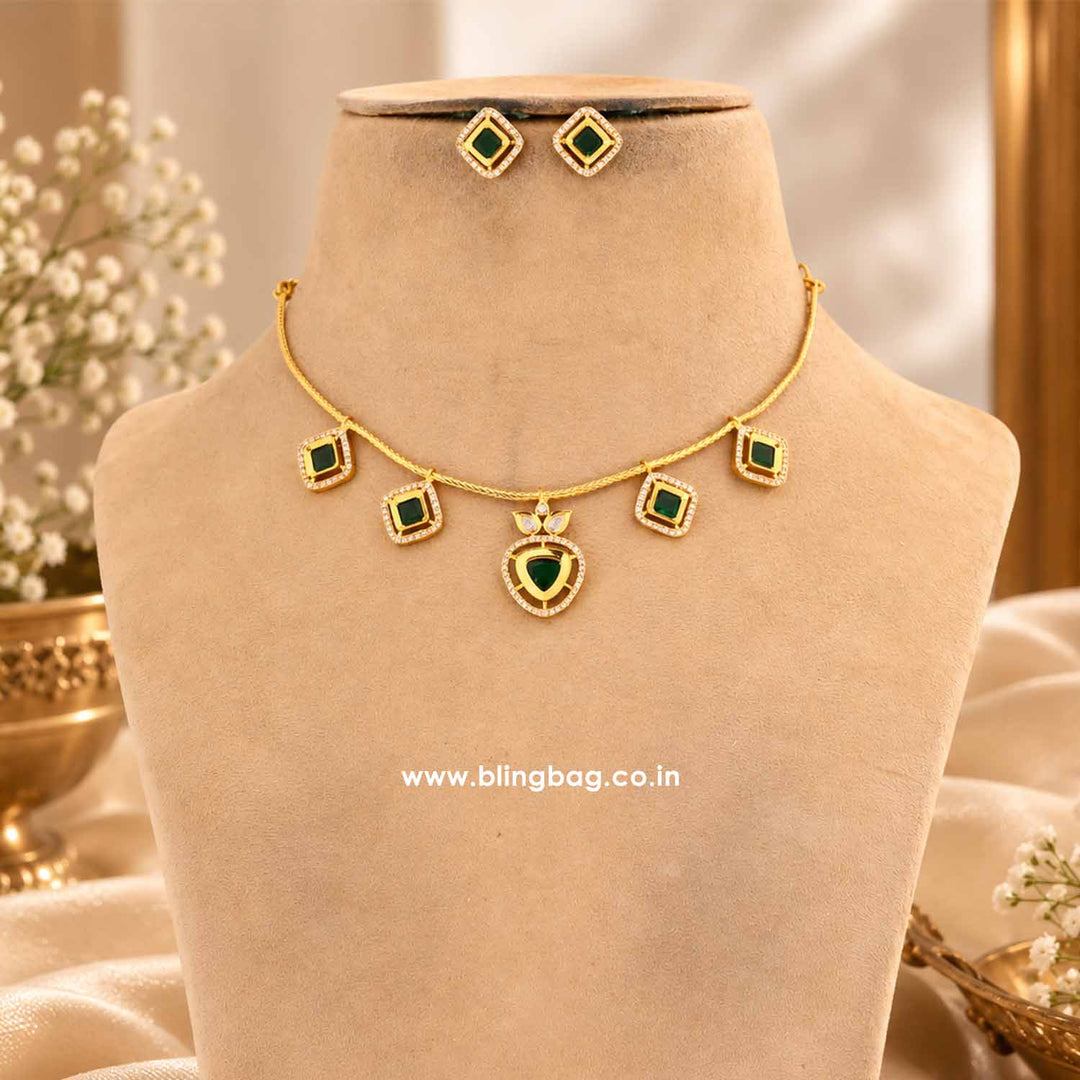 Emerald Radhira Antique Jewellery Set- New Arrival