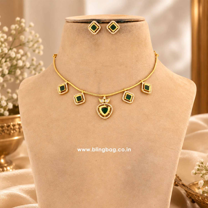 Emerald Radhira Antique Jewellery Set- New Arrival