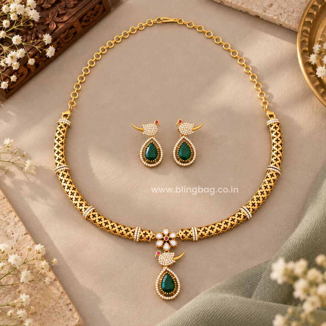 Emerald Rajara Antique Jewellery Set- New Arrival