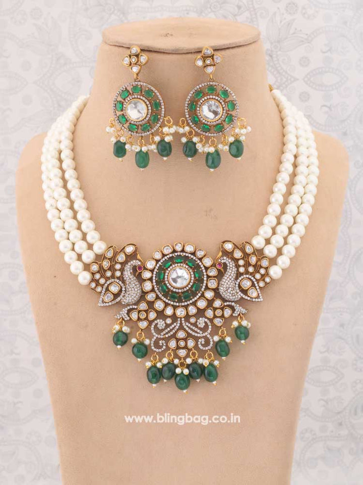 Emerald Rebecca Jewellery Set