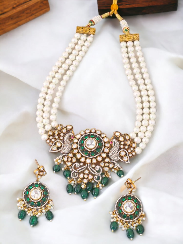 Emerald Rebecca Jewellery Set
