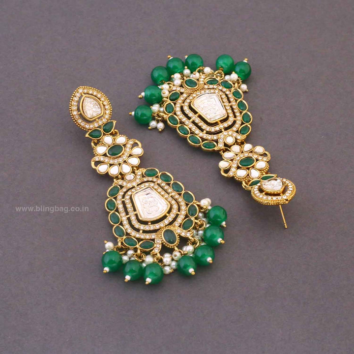Emerald Ritu Danglers