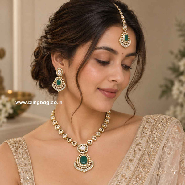 Emerald Riva Kundan Jewellery Set