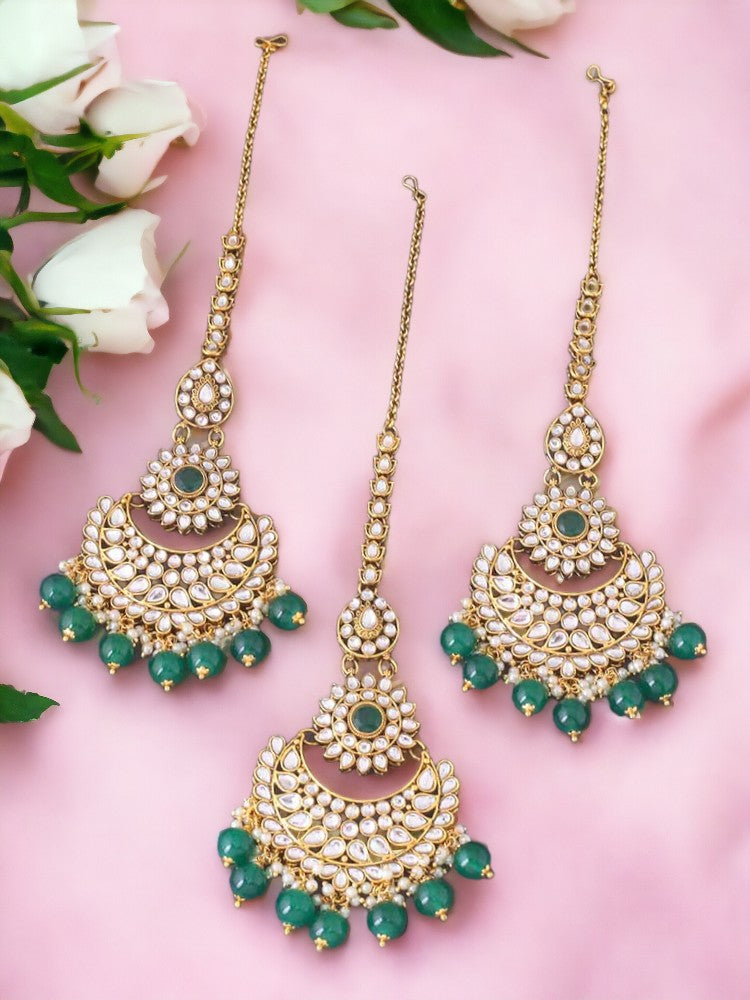 Emerald Roshni Maang Tikka Set