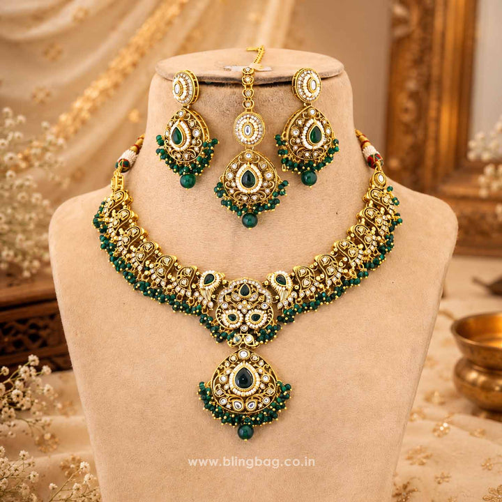 Emerald Roshniika Kundan Jewellery Set