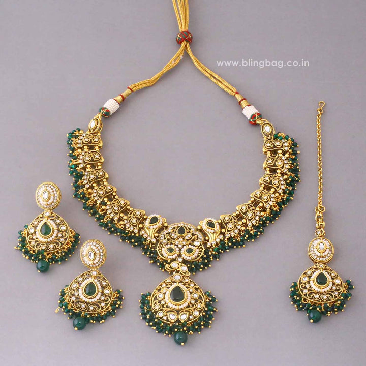 Emerald Roshniika Kundan Jewellery Set