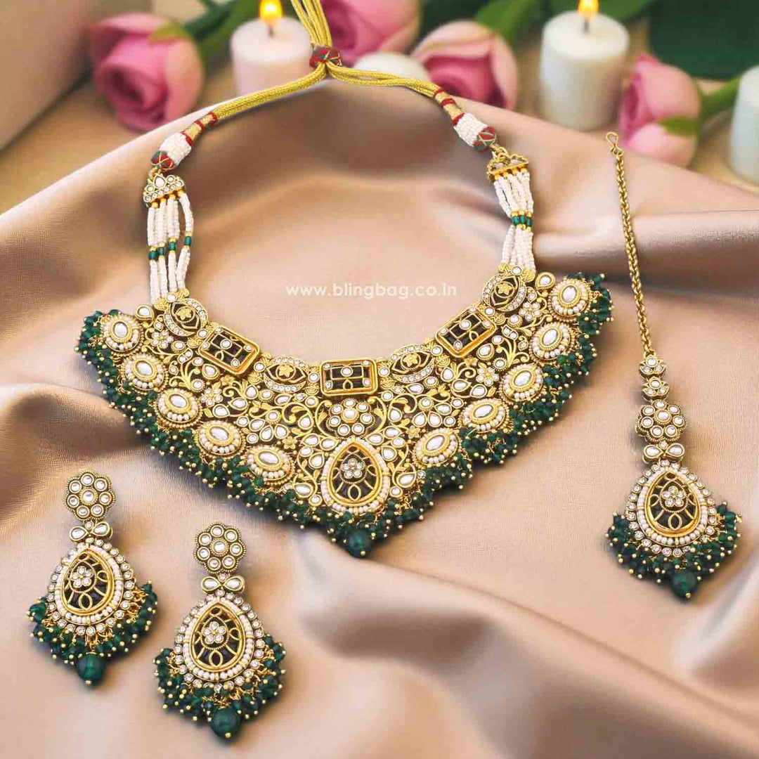 Emerald Roshnika Kundan Jewellery Set