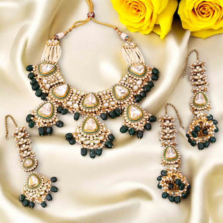 Emerald Runali Kundan Jewellery Set