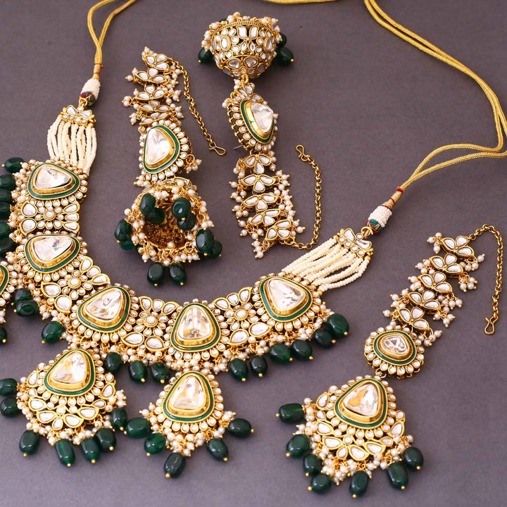 Emerald Runali Kundan Jewellery Set
