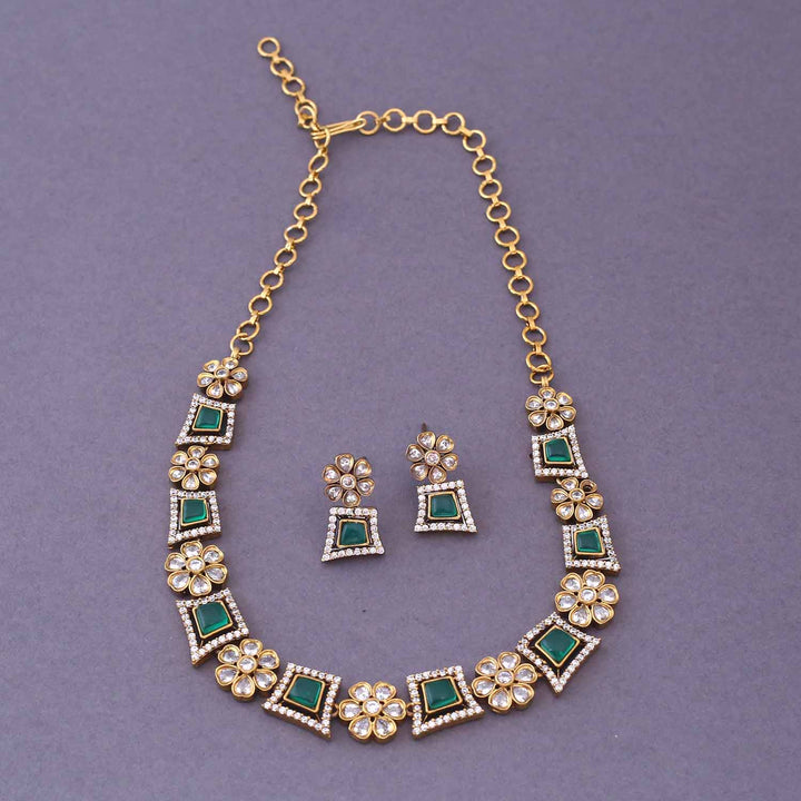Emerald Ruthya Victorian Jewellery Set- New Arrival