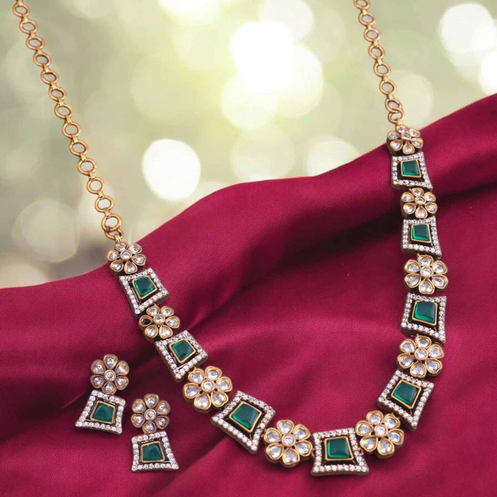 Emerald Ruthya Victorian Jewellery Set- New Arrival