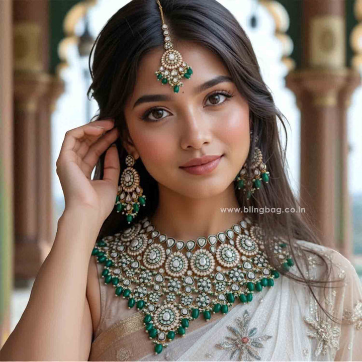 Emerald Saadhvi Kundan Jewellery Set
