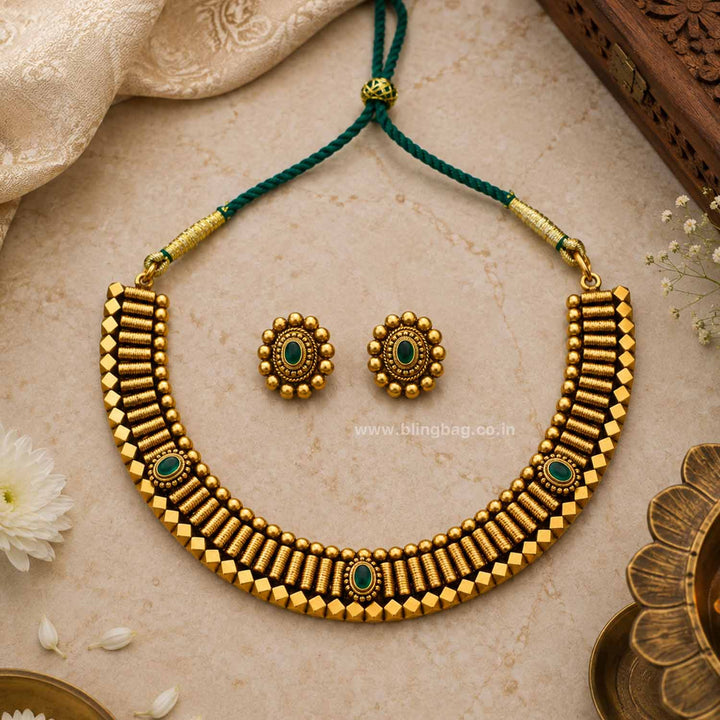 Emerald Saaj Antique Jewellery Set- New Arrival